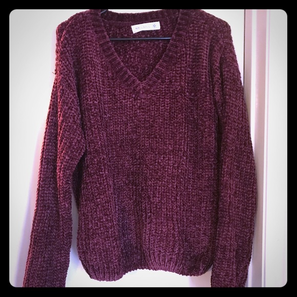 Kiki LaRue Sweaters - Kiki LaRue Bonfire Babe Sweater Size L